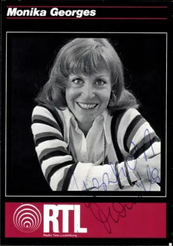 Autogrammkarte Radiomoderatorin Monika Georges, Portrait, Autogramm