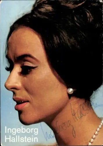 Autogrammkarte Opernsängerin Ingeborg Hallstein, Portrait, Autogramm