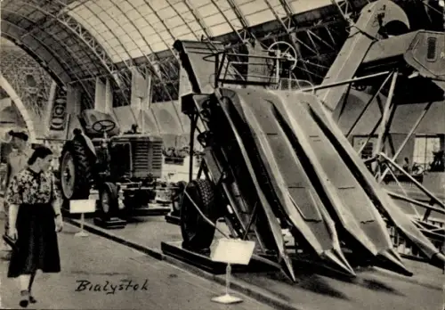 PC Białystok, Industrial Exhibition, Pavilion of Machine-Building, model of the КУ-3