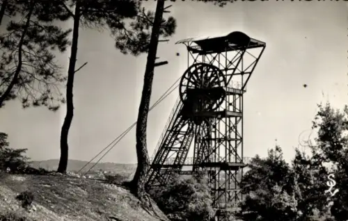 Ak Alès Alais Gard, Der Brunnen von Sainte-Marie