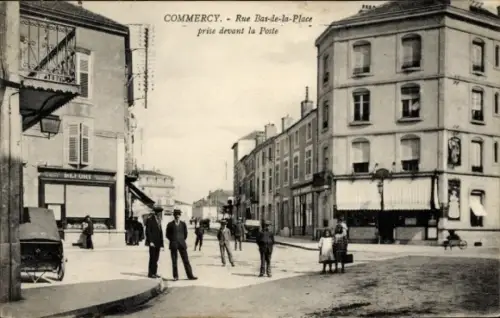 Ak Commercy Meuse, Rue Bas de la Place prise devant la Poste