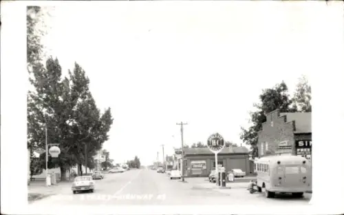 Foto Ak Highway 27, Main Street, Tankstelle Shell, HC Sinclair Gasoline, Reklame Coca Cola