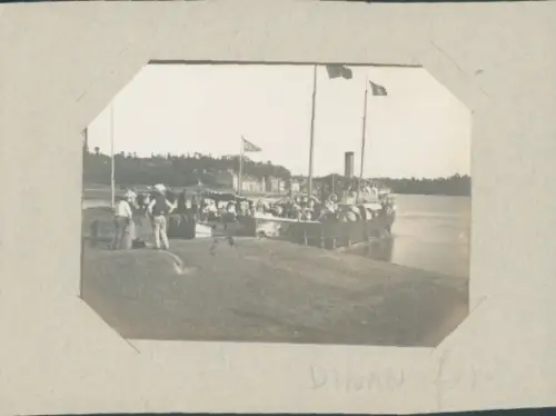 Foto Dinan Côtes-d’Armor, Dampfer, Dampferanlegestelle