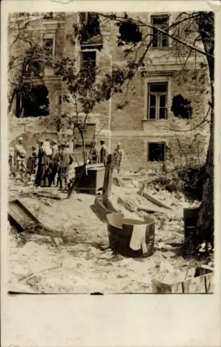 Foto Łopuszno Polen, Kriegszerstörungen, Pfarrhaus, I WK