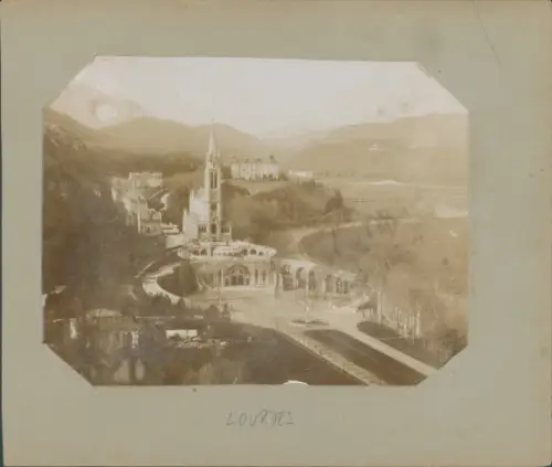Foto Lourdes Hautes Pyrénées, Gesamtansicht