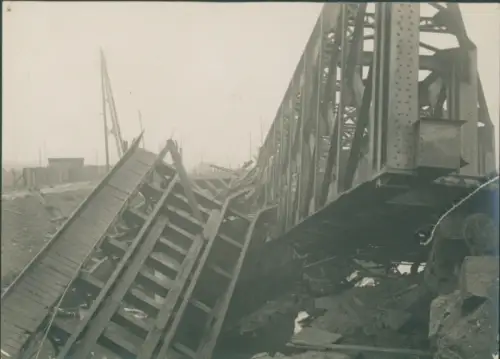 Foto Valenciennes Nord, Zerstörte Brücke, I. WK