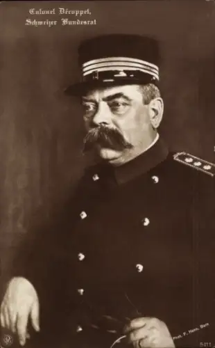 Ak Colonel Décoppef, Schweizer Bundesrat, Portrait in Uniform