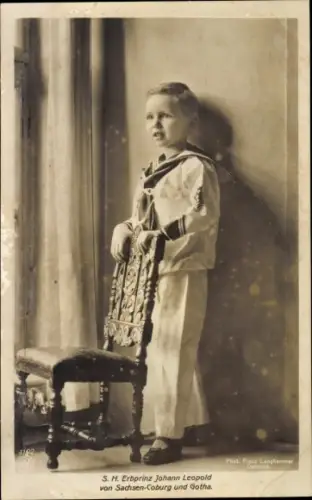 Ak Erbprinz Johann Leopold von Sachsen Coburg Gotha, Kinderstuhl, NPG 4192