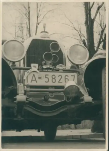 Foto Automobil, Vorderansicht, Scheinwerfer, Kennzeichen IA-58267