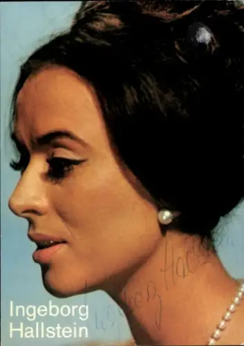 Autogrammkarte Opernsängerin Ingeborg Hallstein, Portrait, Autogramm