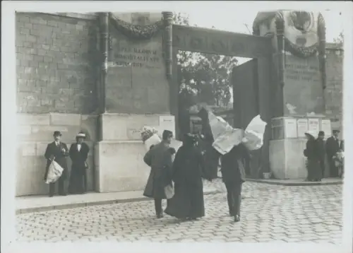 Foto Paris, Cimetière du Père Lachaise, Hauptpforte