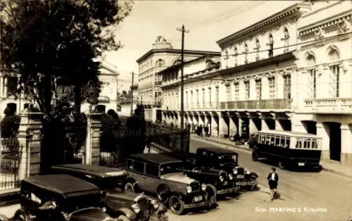 Foto Ak Ecuador, Straße, Autos
