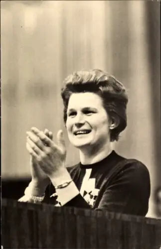 Ak Kosmonautin Walentina Wladimirowna Tereschkowa, Weltkongress der Frauen in Moskau 1963