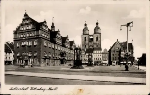 Ak Lutherstadt Wittenberg, Marktplatz, Kirche, Denkmäler