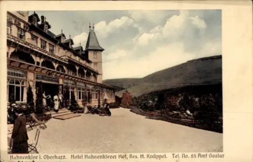 Ak Hahnenklee Bockswiese Goslar im Oberharz, Hotelterrasse mit Stühlen, Personen in r Kleidung, G