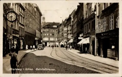 Künstler Ak Hodel, E., Bundesfeier 1947, Mutter, Kinder, Laternen