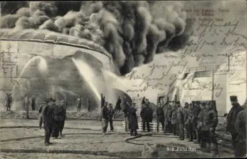 Ak Blexen Nordenham in Oldenburg, Brand der Benzin-Tanks, Feuerwehr