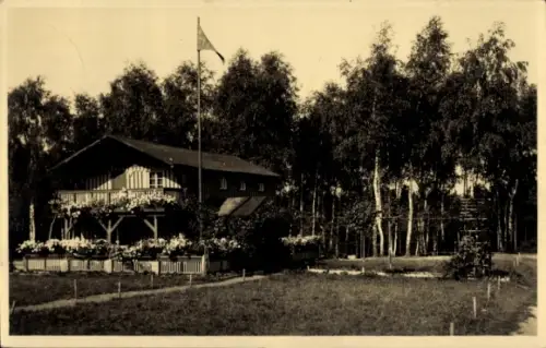 Foto Ak Demitz-Thumitz bei Bischofswerda in Sachsen, Sonnhäusel, Fahne