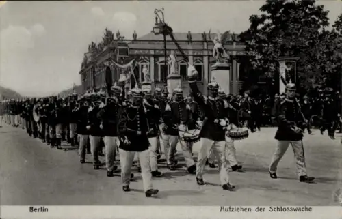 Ak Berlin, Aufziehen der Schlosswache