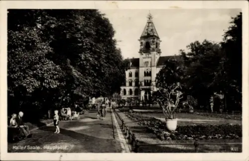 Ak Halle an der Saale, Hauptpost, Parkanlage, Passanten