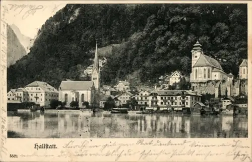Ak Hallstatt im Salzkammergut Oberösterreich, Schöne Landschaft, Kirche, Berge, ruhiges Wasser...