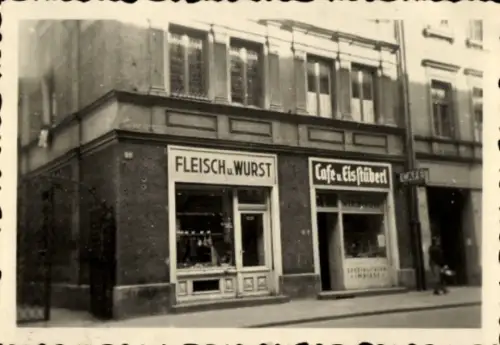 Foto München, Geschäfte, Cafe und Eisstüberl, Schleissheimerstraße 12