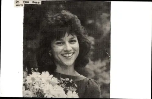 Foto Moderatorin Vera Russwurm, Portrait, Autogramm