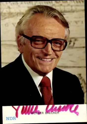 Ak Moderator Werner Baecker, Portrait, NDR, Autogramm