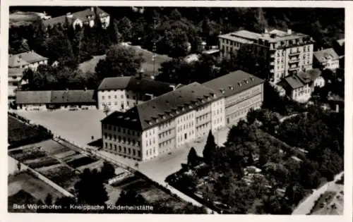 Ak Bad Wörishofen im Unterallgäu, Luftaufnahme der Kneipp'schen Kinderheilstätte, umgebende Natur