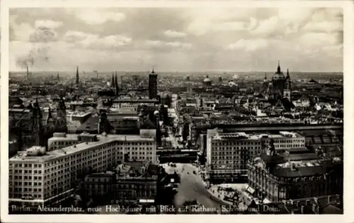 Ak Berlin Mitte, Alexanderplatz, neue Hochhäuser, Rathaus