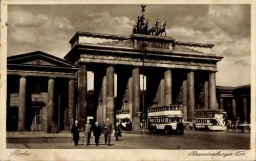 Ak Berlin Mitte, Brandenburger Tor, Busse
