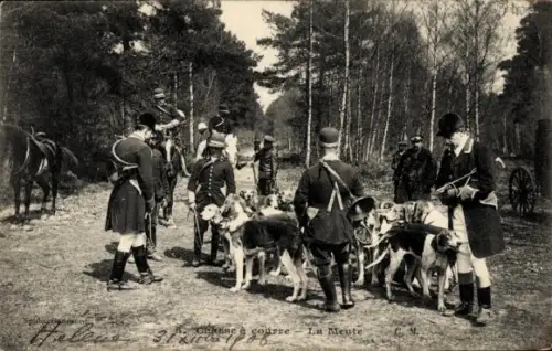 Ak Jagd im Wald von Rambouillet, Croix Pater, Hundemeute, Jagdgesellschaft