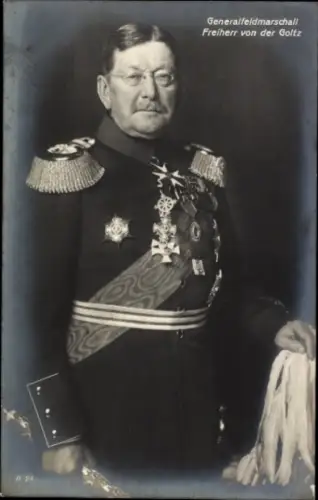 Ak Generalfeldmarschall Colmar von der Goltz, Portrait, Uniform, Orden