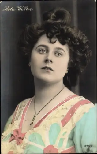 Ak Opernsängerin Reta Walter, Portrait