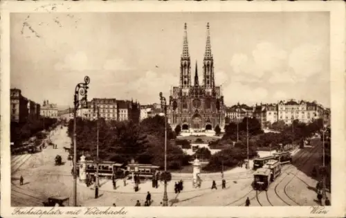 Ak Wien 9 Alsergrund Österreich, Votivkirche, Freiheitsplatz