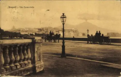 Ak Mergellina Napoli Neapel Campania, Laternenpfahl, Pferdekutschen mit Personen, Bucht und Hügel