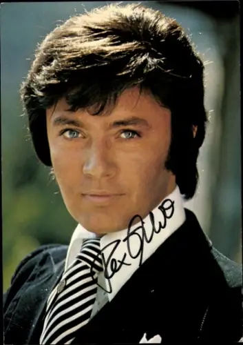 Ak Schlagersänger Rex Gildo, Autogramm, Love is in the Air, Autogramm