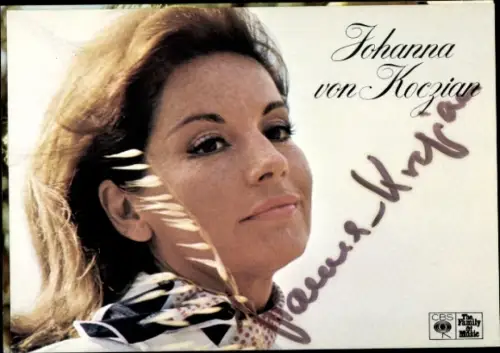 Ak Schauspielerin und Sängerin Johanna von Koczian, Portrait, Autogramm