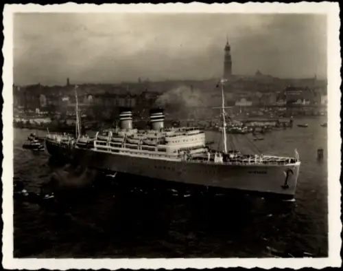 Foto Dampfer Windhuk in Hamburg, Woermann-Linie