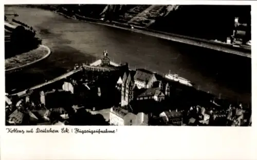 Ak Koblenz am Rhein, Luftaufnahme  Deutsches Eck, Rhein, Schiffe