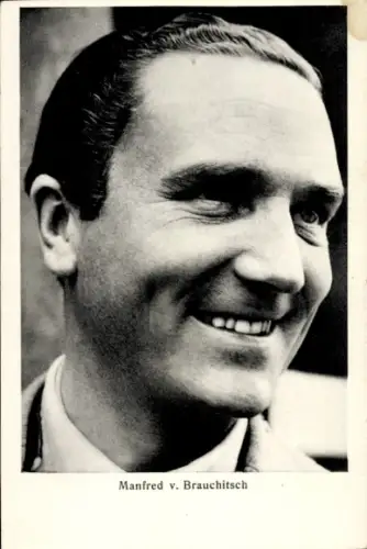 Ak Autorennfahrer Manfred von Brauchitsch, Silberpfeile, Mercedes Benz, Portrait