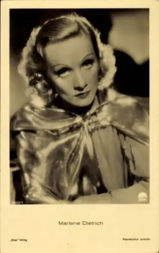 Ak Schauspielerin und Sängerin Marlene Dietrich, Portrait, Ross 9852/1