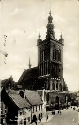Ak Gdańsk Danzig, Ansicht der Katharinenkirche, Vorplatz