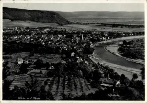 Ak Höxter an der Weser, Gesamtansicht, Parkhaus Felsenkeller