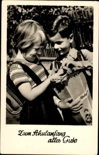Ak Glückwunsch Schulanfang,Mädchen u. Junge, Schultüte