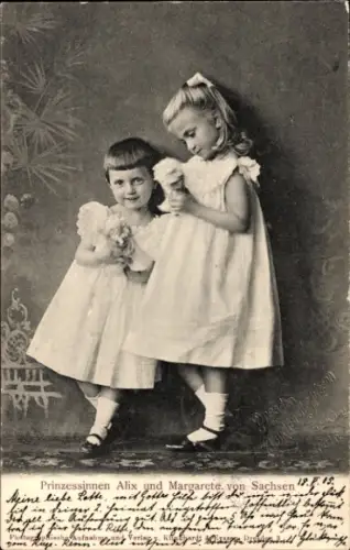 Ak Prinzessinen Alix und Margarete von Sachsen, Puppen
