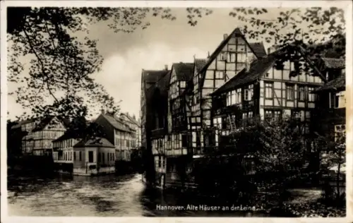 Ak Hannover in Niedersachsen, Alte Häuser an der Leine