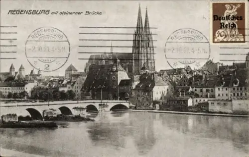 Ak Regensburg an der Donau Oberpfalz, Steinbrücke, Domtürme, Häuser am Ufer, Poststempel, Briefma