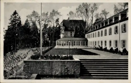 Ak Horn Bad Meinberg am Teutoburger Wald, Treppenstufen, Bruchsteinmauer, Rasen mit Blumenbeet, v