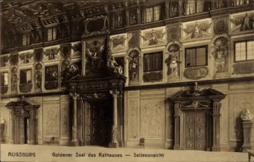 Ak Augsburg in Schwaben, Wandmalereien, figürliche Reliefs, prunkvoller Portalvorbau mit Gemälde,